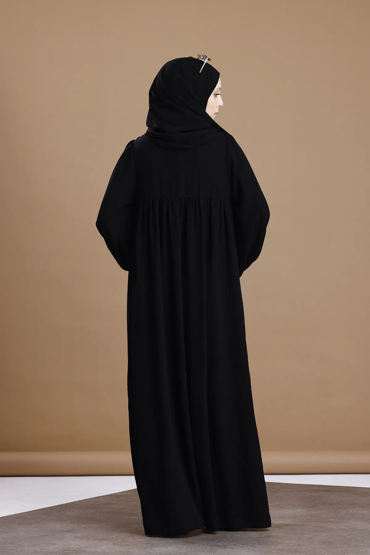 Balon Kol Büzgülü Medine İpeği - Siyah