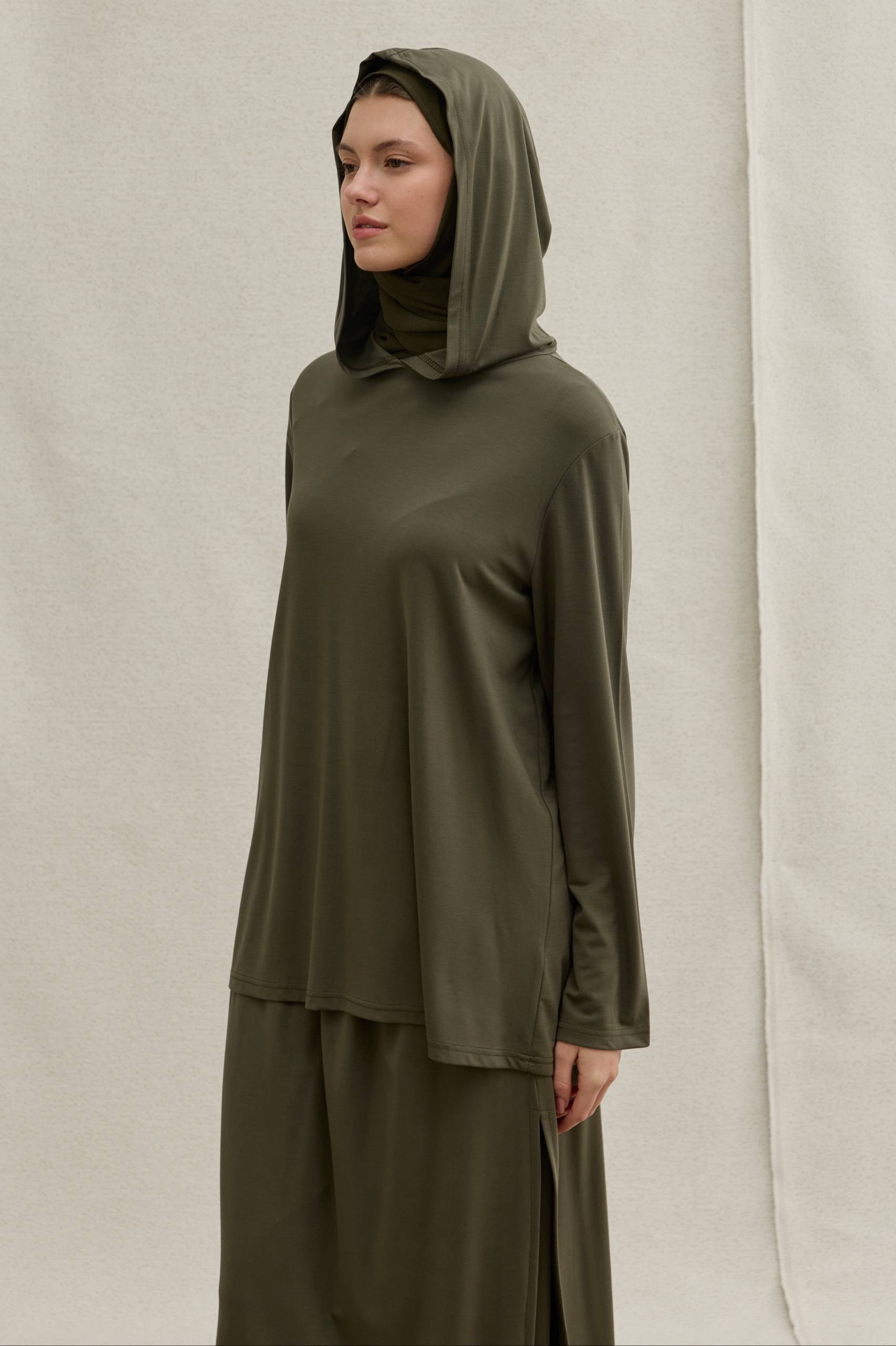 3’lü spor takım Haki