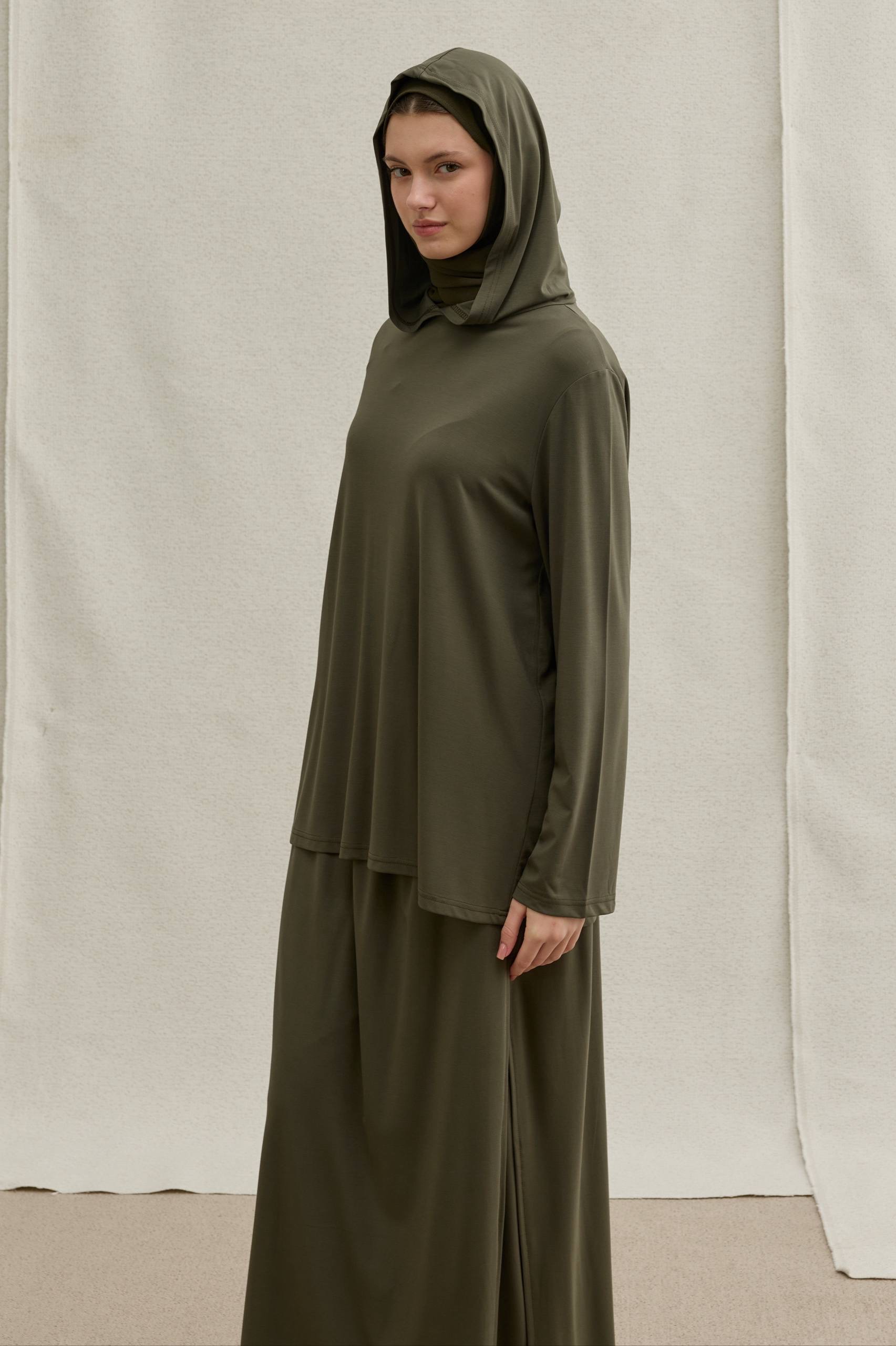 3’lü spor takım Haki